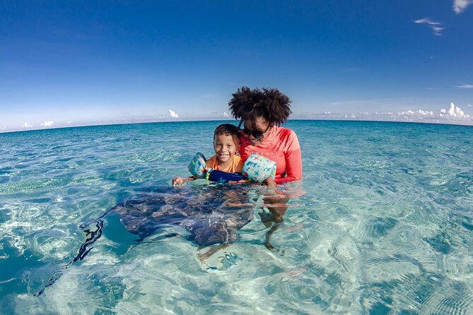3 Hour Private Charter on Stingray City with Snorkeling - Why a private boat changes the Stingray City experience