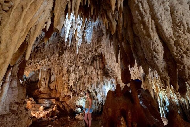 Cayman Crystal Caves Tour in Grand Cayman - What the visit feels like from start to finish