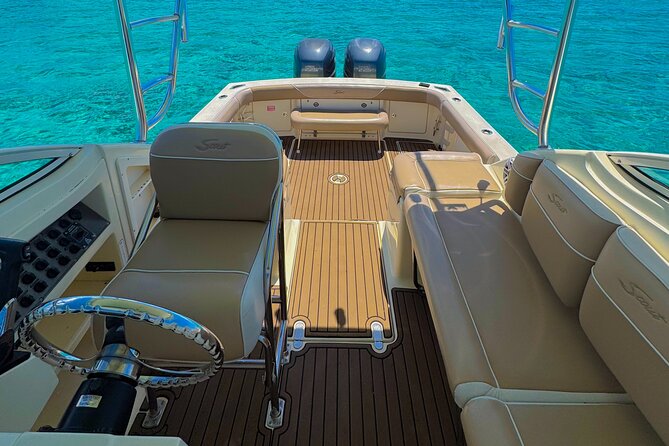 Grand Cayman Private Custom Boating Adventure - Stingray City: the clearest reason to book