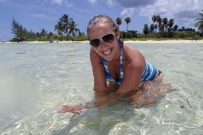 Half Day Private Boat Charter in Grand Cayman - The boat, equipment, and comfort