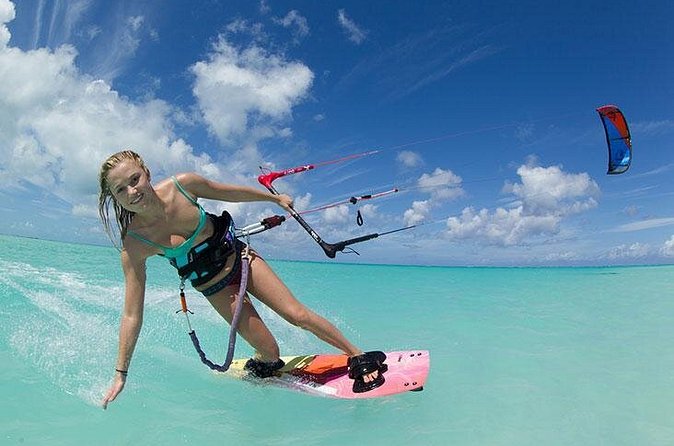 Introductory Semi-Private Kitesurf Lesson - Why the shallow Cayman water matters
