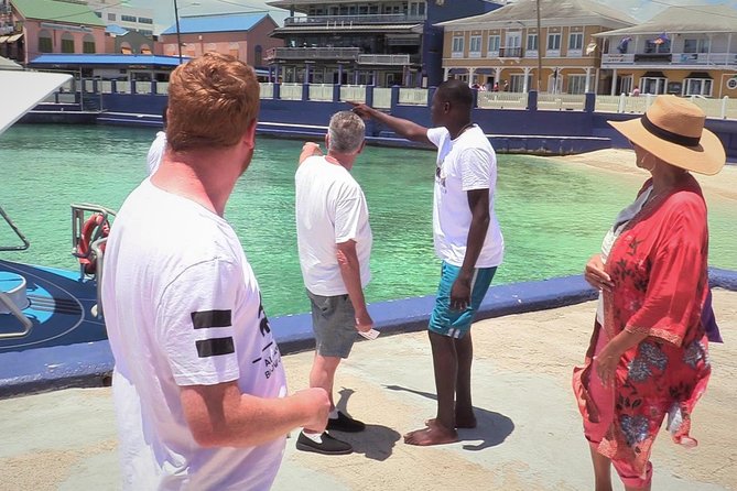 Oculus Glass Bottom Boat Tour - Starting at George Town’s South Terminal