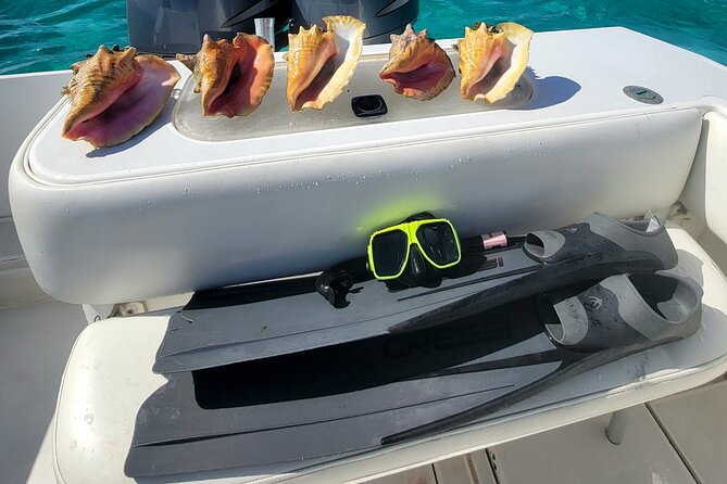 Private Boat Charter in Cayman Islands - What the crew adds to the experience