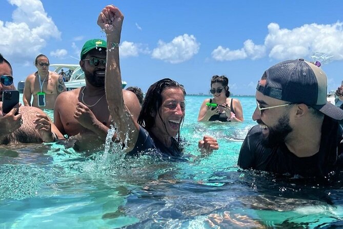 Private Boat Charter in Cayman Islands - Barrier Reef snorkeling in the North Sound