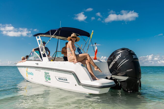 Private boat charter in Grand Cayman - Captain Justin’s local approach