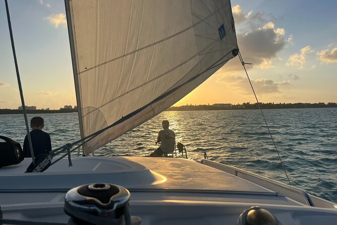 Private Luxury Catamaran Tour to Stingray City and Snorkel - A quiet pause at Starfish Point