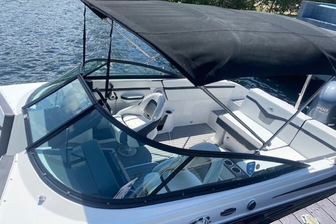 Stingray City, Star fish Point and Snorkeling Private Boat Tour - A private boat changes the feel of the day