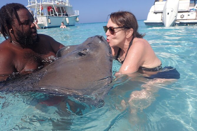 Stingray City, Star fish Point and Snorkeling Private Boat Tour - Guides who shape the experience